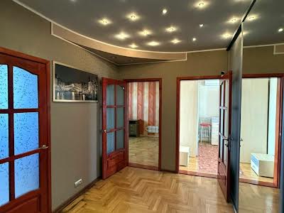 квартира по адресу Гвардійців Широнінців, 42Б