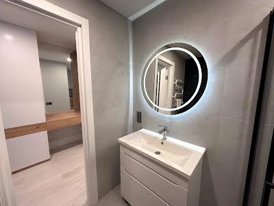 квартира за адресою Степана Бандери вул., 79