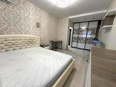 квартира за адресою Соборна вул., 126/14