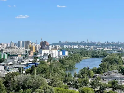 квартира за адресою Сім'ї Кульженків вул. (Петра Дегтяренка), 31-А