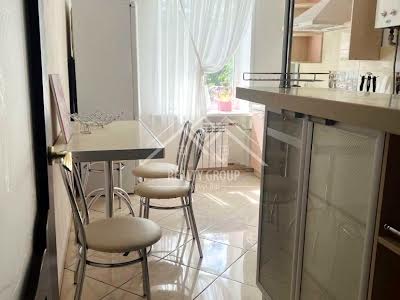 квартира за адресою Ветеранів Праці вул., 5