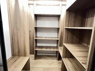 квартира по адресу Радісна, 2