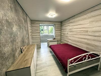 квартира за адресою Героїв просп., 23