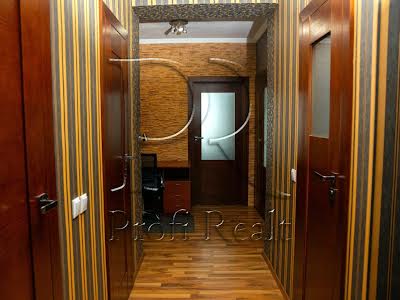 квартира по адресу Павла Тычины просп., 16/2