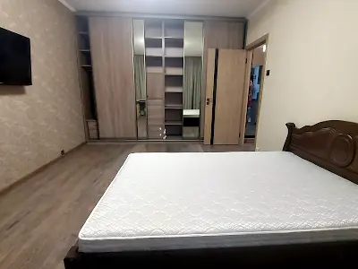 квартира по адресу Героев Днепра ул., 47