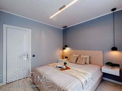 квартира за адресою Київ, Салютна вул., 2к3