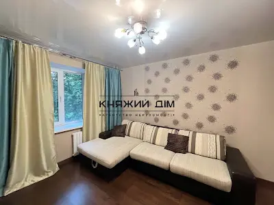 квартира за адресою Рибальська вул., 8