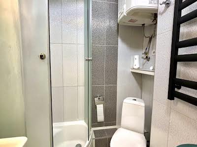квартира по адресу Драгоманова ул., 2Б