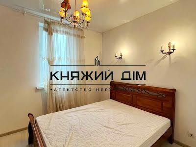 квартира за адресою Феодосійська вул., 3-В