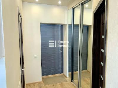квартира за адресою Козакевича вул., 31