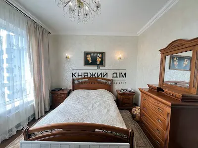 квартира за адресою Зарічна вул., 1-Б