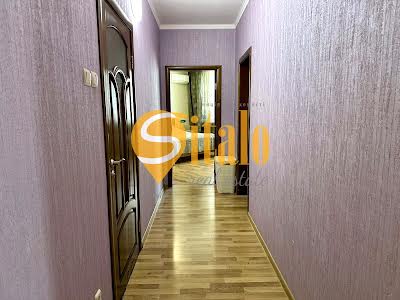 квартира за адресою Срібнокільська вул., 1