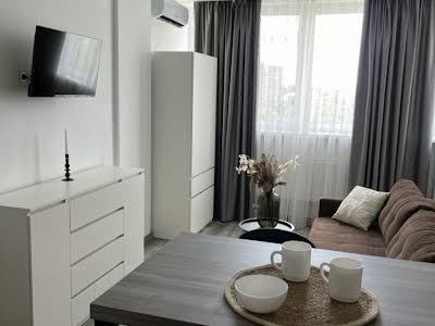 квартира за адресою Магістральна вул., 33