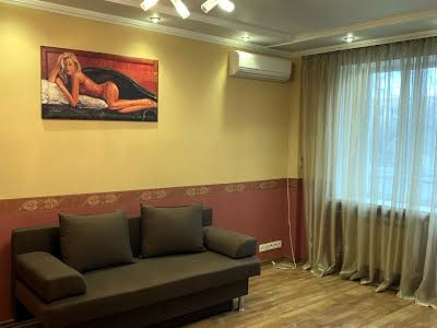 квартира за адресою Берестейський просп. (Перемоги), 1