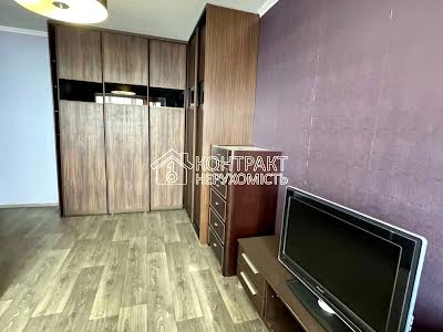 квартира за адресою Ахсарова вул., 1