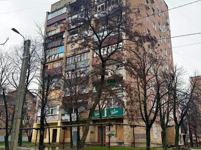 квартира за адресою Александра Лавренко, 2