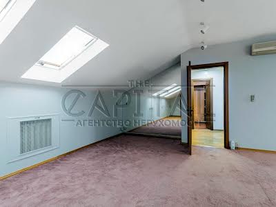 квартира по адресу Десятинная ул., 1/3