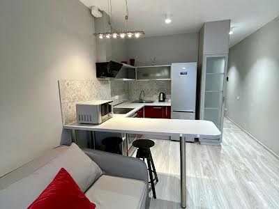 квартира за адресою Польова вул., 73