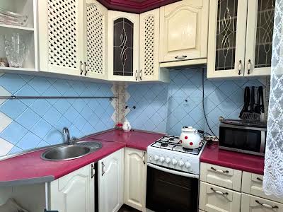 квартира за адресою Зернова вул., 5