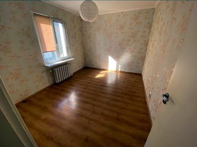 квартира за адресою Драгоманова вул., 1-Б