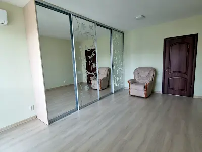 квартира за адресою Метрологічна, 52