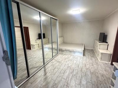 квартира за адресою Балтійський пров., 5