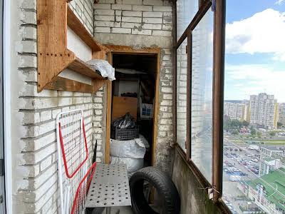 квартира за адресою Віктора Чукаріна вул., 6
