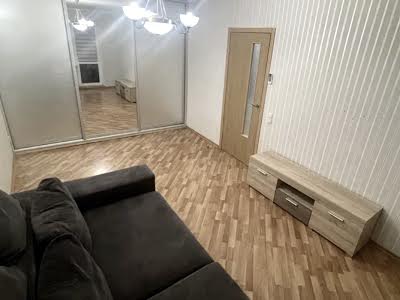 квартира за адресою Митрополита Андрея Шептицького вул. (Анатолія Луначарського), 24г