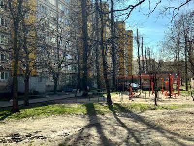 квартира за адресою Василя Іваниса вул. (Миколи Матеюка), 5