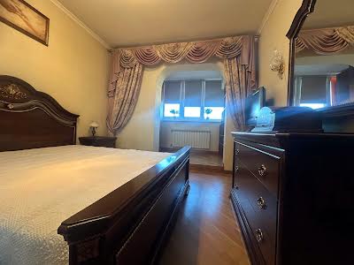 квартира за адресою Петра Григоренка просп., 21