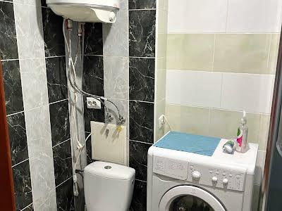 квартира за адресою Богдана Гаврилишина вул. (Ванди Василевської), 4