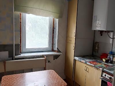 квартира за адресою 12-та Поздовжня вул., 3