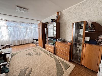 квартира за адресою Верховинна вул., 91