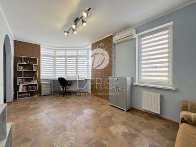 квартира за адресою Бориса Гмирі вул., 17