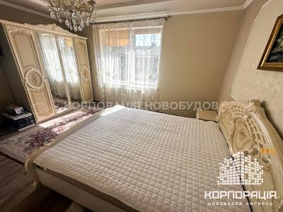 квартира за адресою Хіри, 10