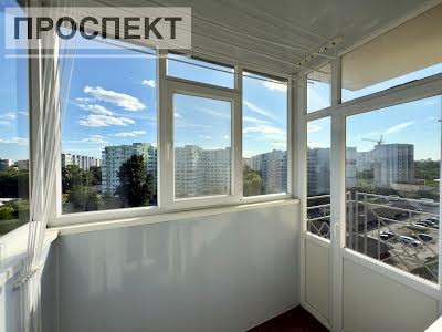 квартира за адресою Михайла Лушпи просп., 5 к27
