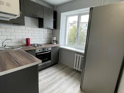 квартира за адресою Дніпровська вул., 2