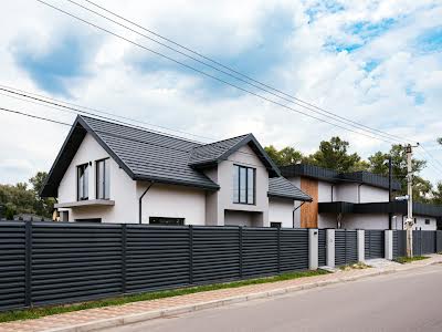 дом по адресу с. Осещина, Центральна, 55