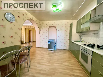 квартира по адресу Металлургов ул., 32б