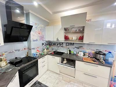 квартира по адресу Драгоманова ул., 6/1