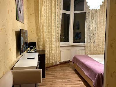 квартира за адресою Радунська вул., 8/13