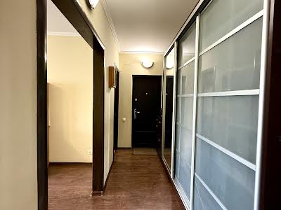 квартира за адресою Небесної сотні, 10