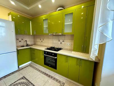квартира за адресою Боголюбова вул., 35