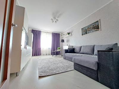 квартира за адресою Науки просп., 55-А