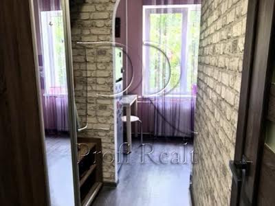 квартира за адресою Новомостицька вул., 8