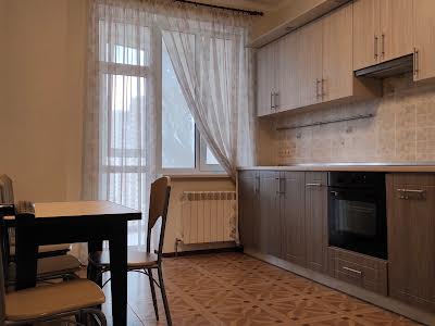 квартира по адресу Уинстона Черчилля ул. (Красноткацкая), 43