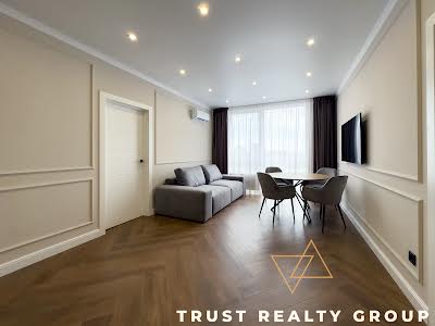 квартира за адресою Зарічна вул., 6к4