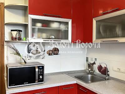 квартира за адресою Свободи просп., 4
