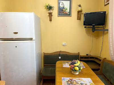 квартира по адресу Александра Мишуги ул., 1/4