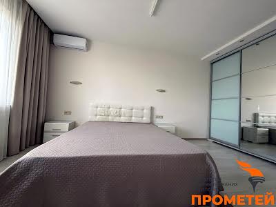 квартира за адресою Науки просп., 55а